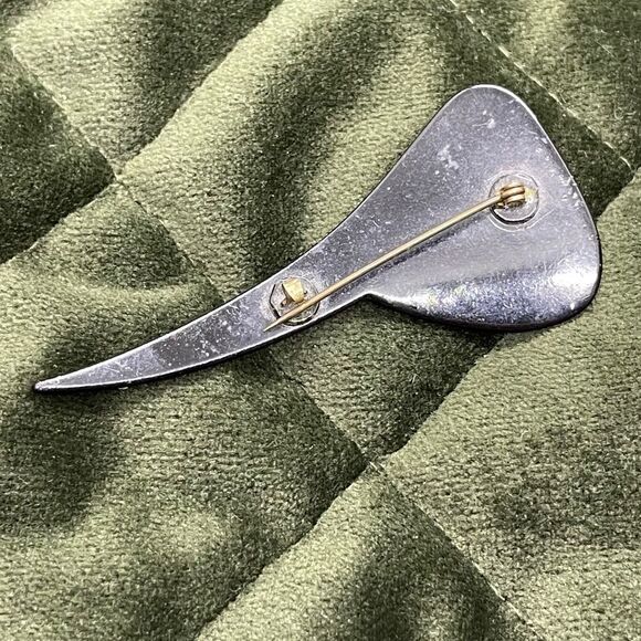 Antique brooch - diamanté set into black plastic with hand painted detail - Picture 4 of 11